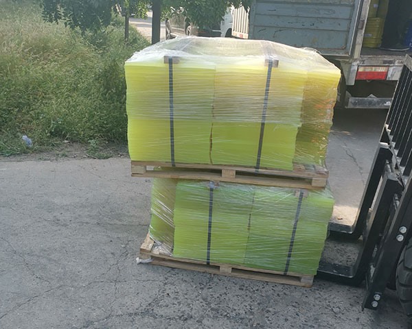 Tấm Polyurethane chống tĩnh điện được chế tạo