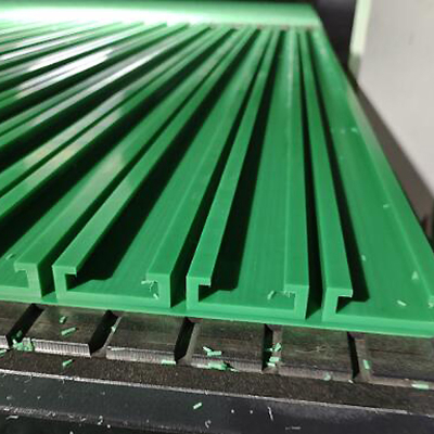 Dẫn hướng xích con lăn băng tải UHMWPE