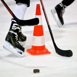 Tấm đệm bắn khúc côn cầu trên băng