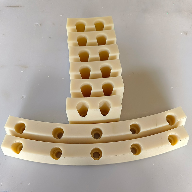 Phụ tùng ô tô nylon Phụ tùng ô tô nylon